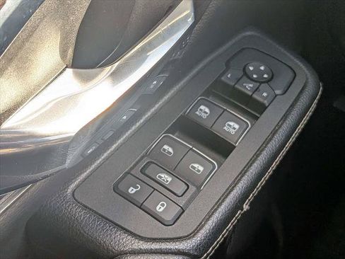 Certified 2025 RAM 1500 Laramie AWD/4WD image 23
