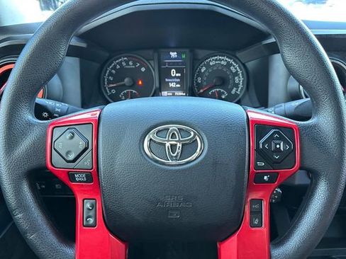 Used 2022 Toyota Tacoma SR AWD/4WD image 25