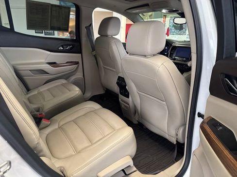 Used 2019 GMC Acadia Denali w/ Technology Package image 13