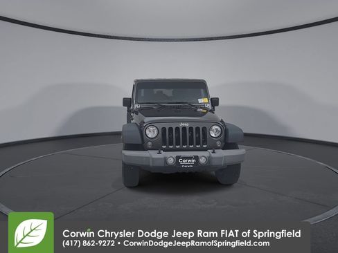 Used 2018 Jeep Wrangler Unlimited Sport S AWD/4WD image 5