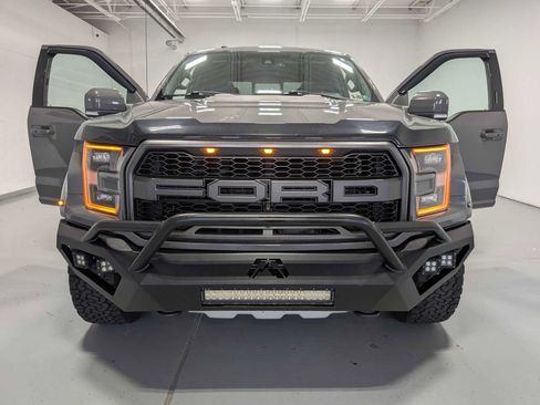 Used 2018 Ford F150 Raptor w/ Equipment Group 802A Luxury AWD/4WD image 15