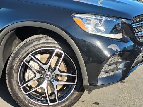 Used 2019 Mercedes-Benz GLC 300 image 5