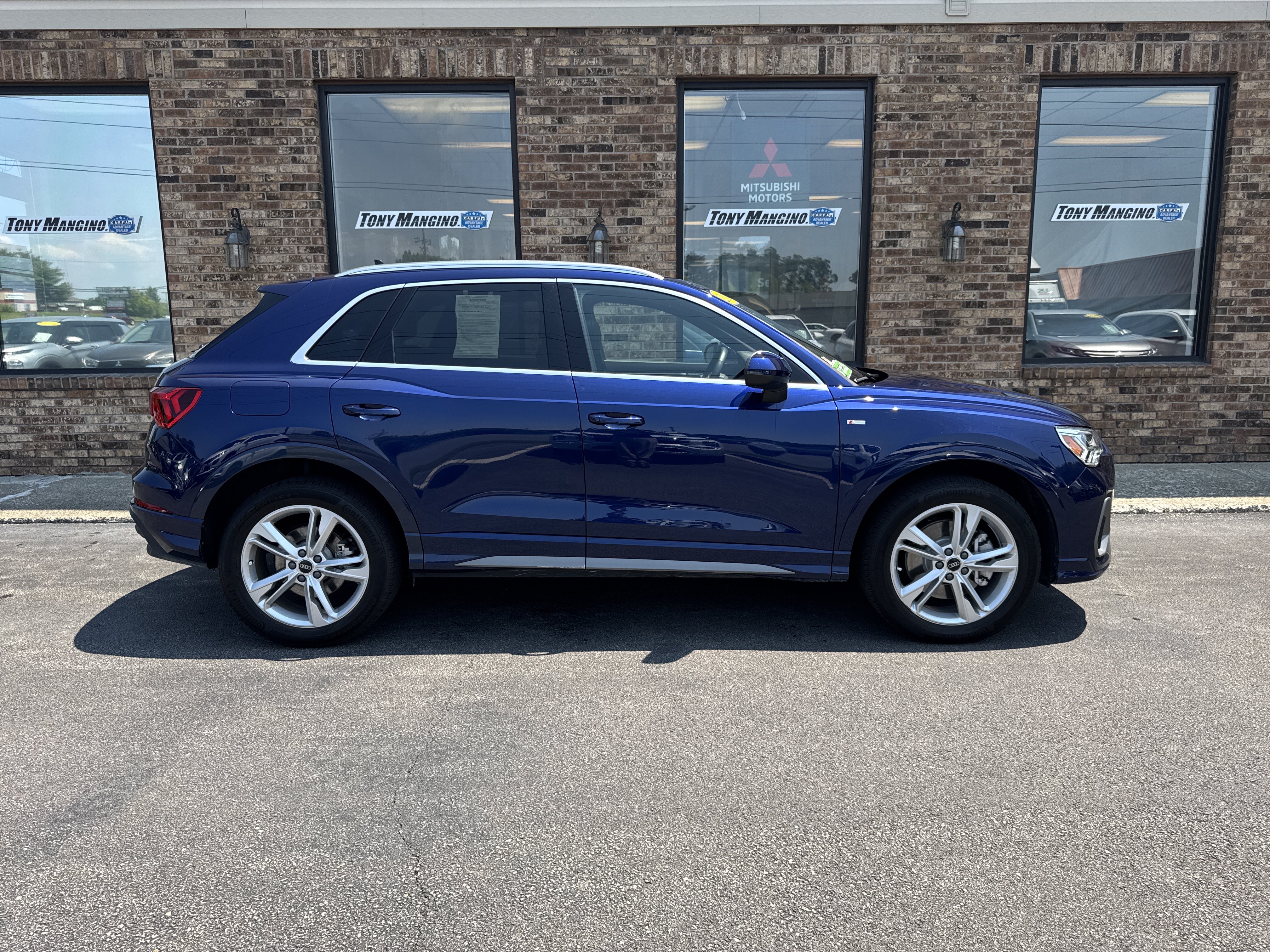 Used 2024 Audi Q3 2.0T Premium w/ Convenience Package AWD/4WD image 6