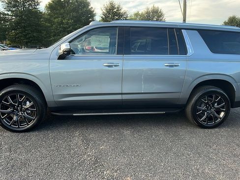 New 2026 Chevrolet Suburban Premier w/ Sun And Tow Package image 8