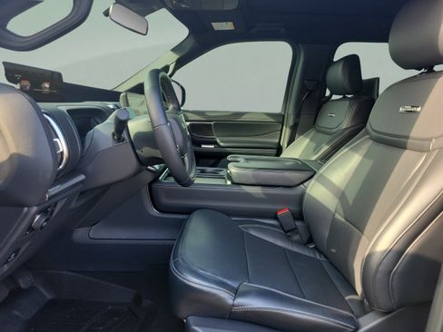 Used 2026 Ford Expedition Max Platinum w/ Stealth Performance Package AWD/4WD image 20
