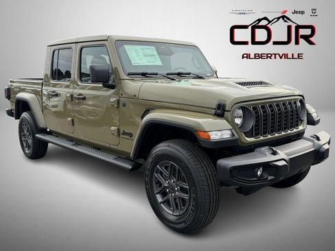New 2026 Jeep Gladiator Sport AWD/4WD image 1