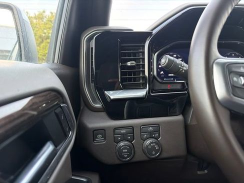 Used 2026 Chevrolet Silverado 1500 LT AWD/4WD image 12