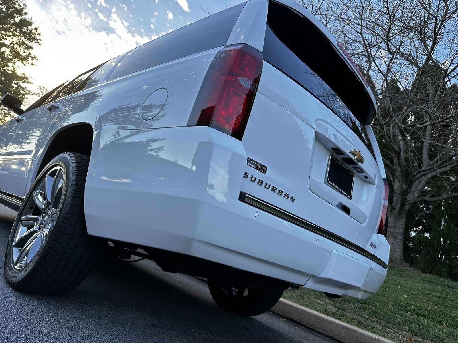 Used 2018 Chevrolet Suburban Premier AWD/4WD image 75