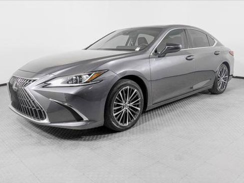 Used 2022 Lexus ES 350 w/ Premium Package FWD image 2