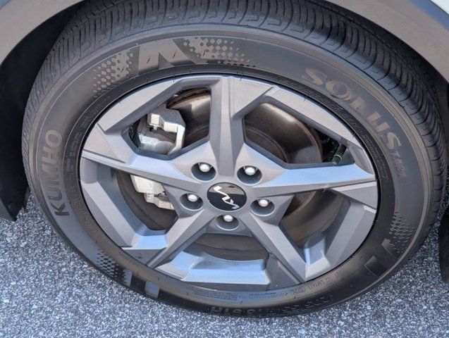 Used 2025 Kia K4 FWD image 9