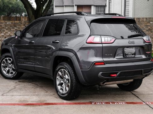 Used 2022 Jeep Cherokee Trailhawk image 19