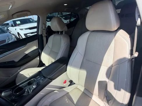 Used 2018 Nissan Maxima 3.5 SV FWD image 7