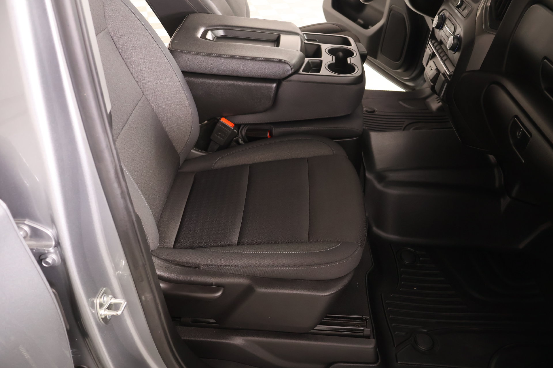 Used 2025 Chevrolet Silverado 1500 Custom AWD/4WD image 12