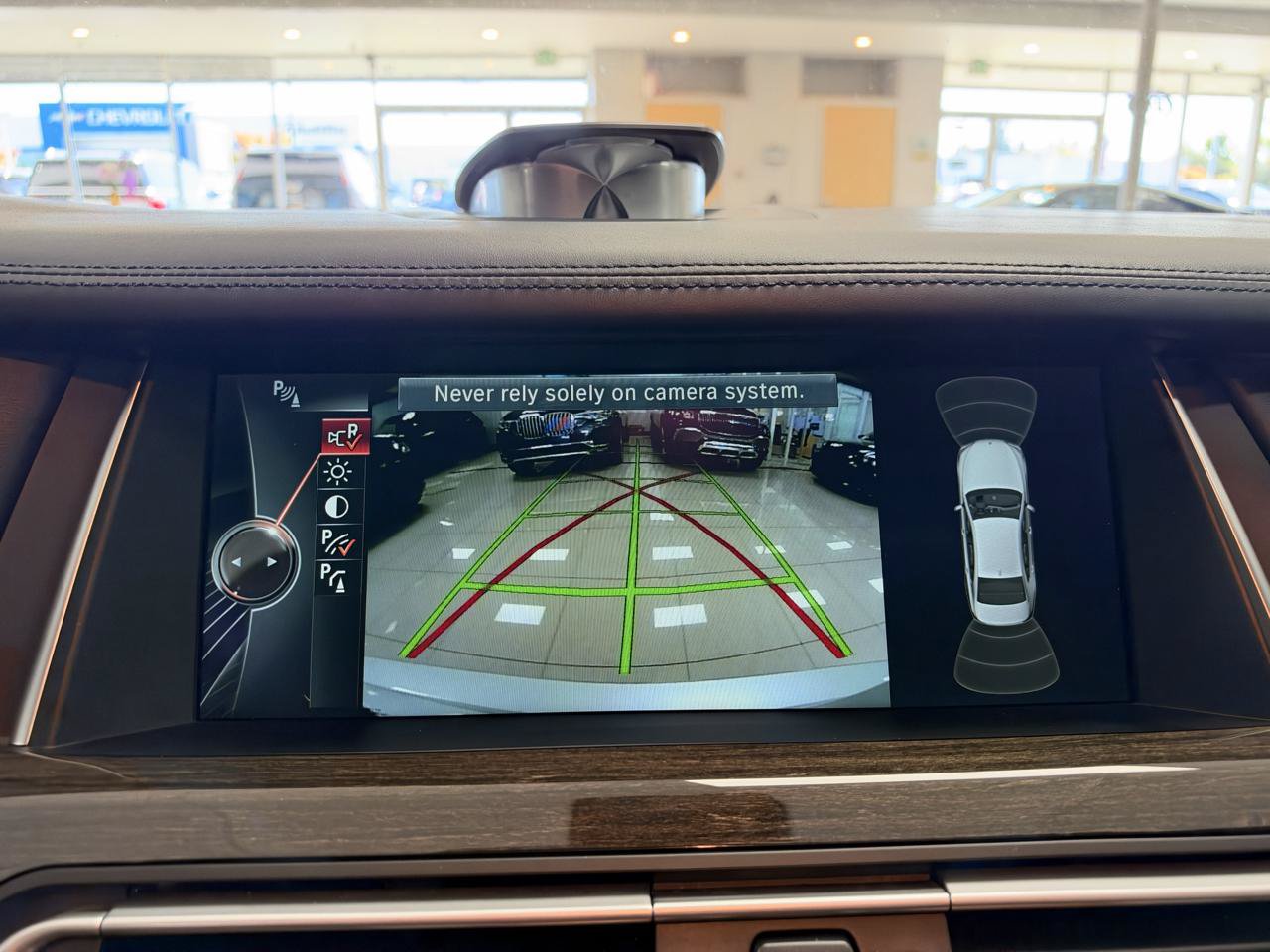 Used 2013 BMW 750Li RWD image 18