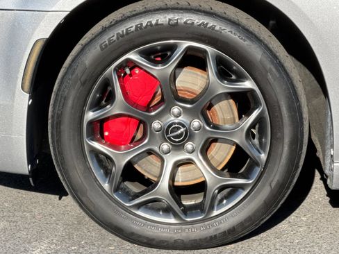 Used 2018 Chrysler 300 S AWD/4WD image 40