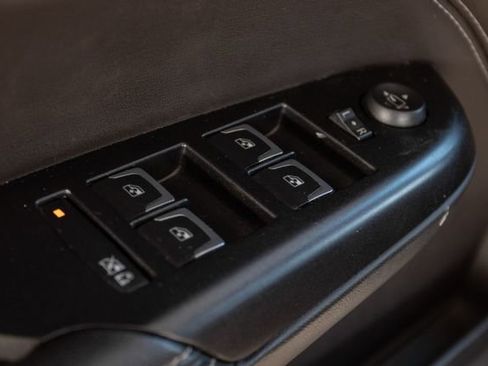 Used 2015 Cadillac SRX Luxury w/ Driver Awareness Package image 31