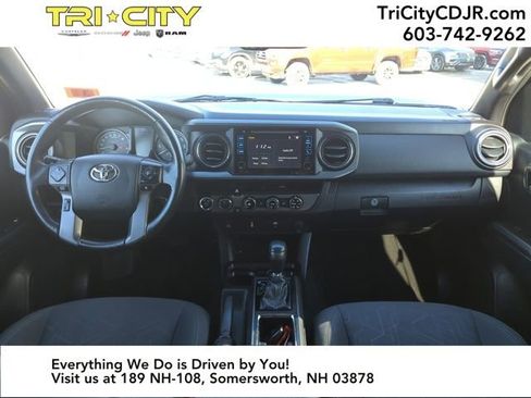 Used 2016 Toyota Tacoma TRD Off-Road image 16