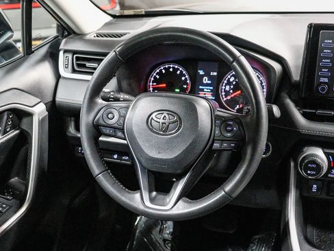 Certified 2021 Toyota RAV4 XLE Premium FWD image 18