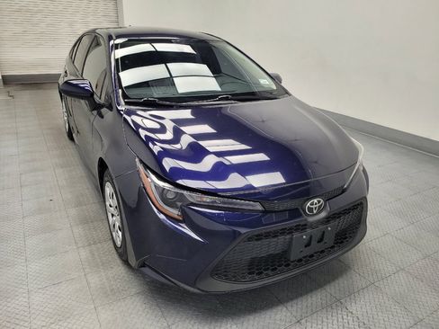 Used 2021 Toyota Corolla LE w/ Carpet Mat Package (TMS) FWD image 11
