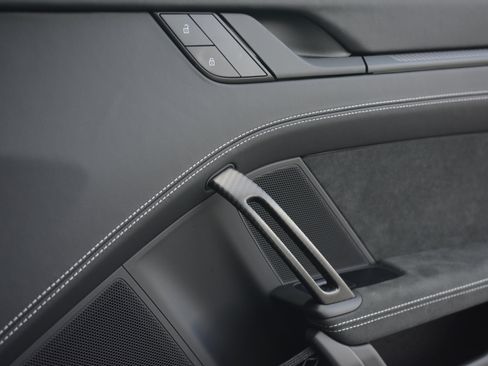 Certified 2026 Porsche 911 GT3 RWD image 28