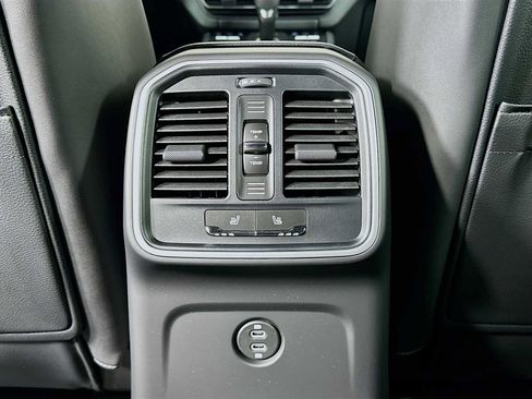 New 2026 Porsche Macan AWD/4WD image 26