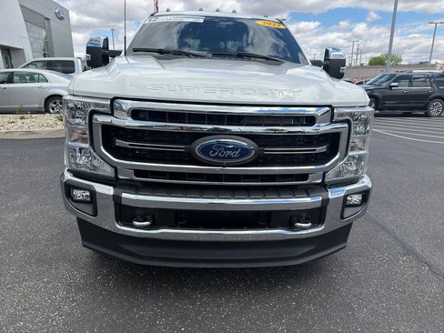 Used 2022 Ford F350 Lariat w/ Chrome Package AWD/4WD image 3