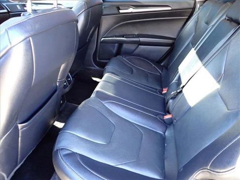 Used 2018 Ford Fusion Titanium image 8