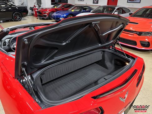Used 2018 Chevrolet Corvette Stingray Convertible w/ 2LT Preferred Equipment Group image 44