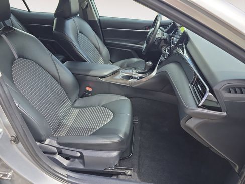 Used 2023 Toyota Camry SE image 15