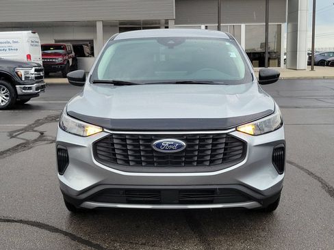 Used 2023 Ford Escape Active w/ Tech Pack #1 AWD/4WD image 2