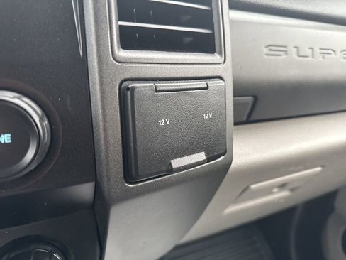 Certified 2021 Ford F250 XL image 23
