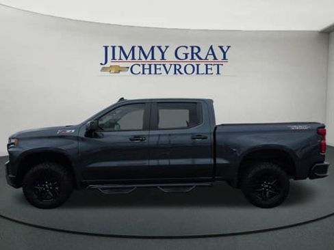 Used 2021 Chevrolet Silverado 1500 LT Trail Boss image 2