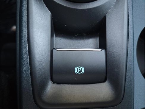 New 2025 Ford Maverick XL image 17