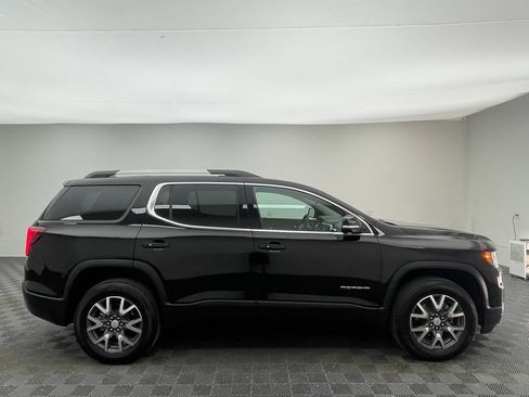 Used 2023 GMC Acadia SLE w/ Driver Convenience Package FWD image 7