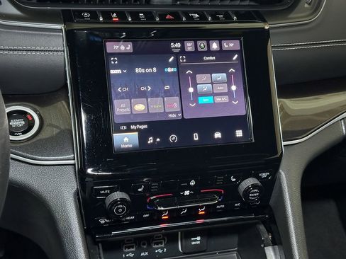 Certified 2023 Jeep Grand Cherokee Altitude image 38