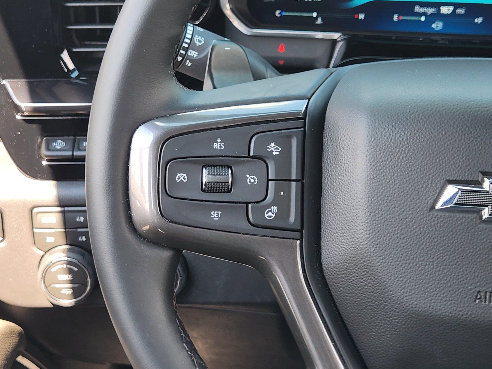 Certified 2026 Chevrolet Silverado 1500 ZR2 AWD/4WD image 32