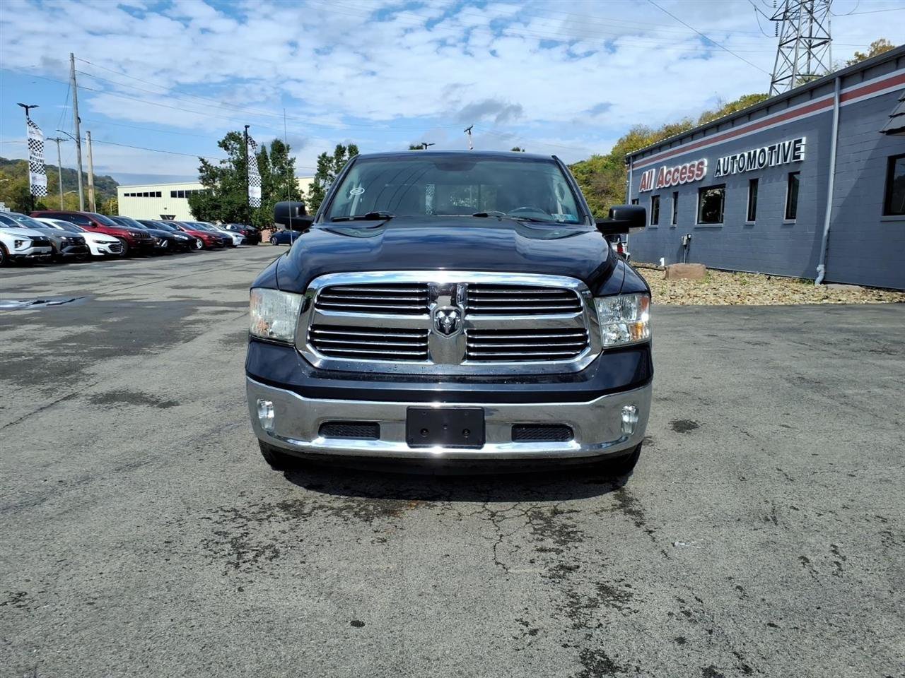 Used 2013 RAM 1500 Classic SLT w/ Big Horn Equipment Group AWD/4WD image 2