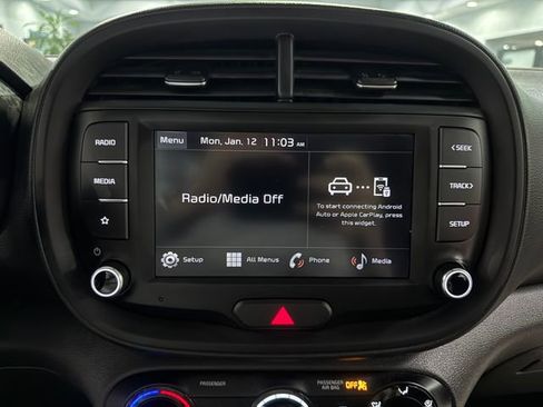 Used 2024 Kia Soul LX w/ Option Group 015 image 19