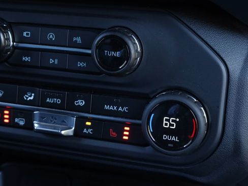 Used 2024 Ford Bronco Outer Banks image 44