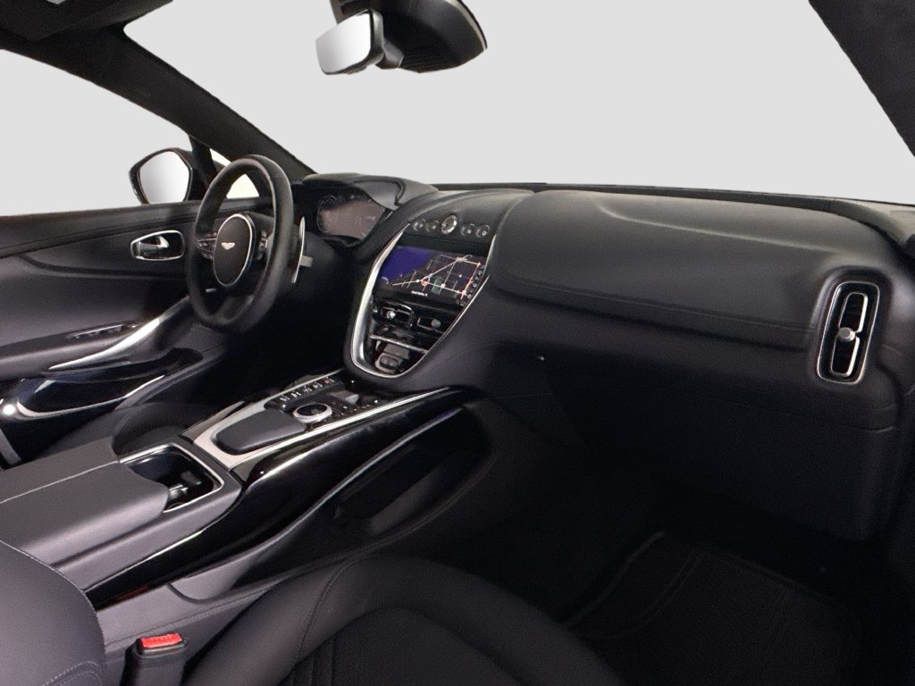 Used 2024 Aston Martin DBX AWD/4WD image 18