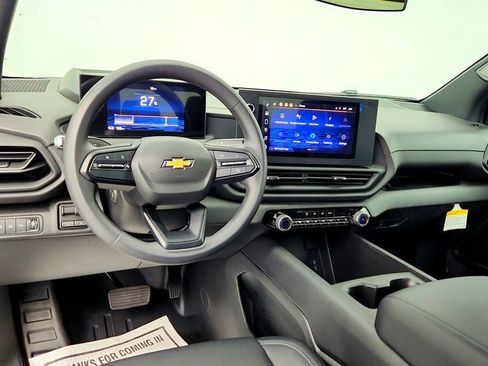 Used 2024 Chevrolet Silverado EV W/T AWD/4WD image 12