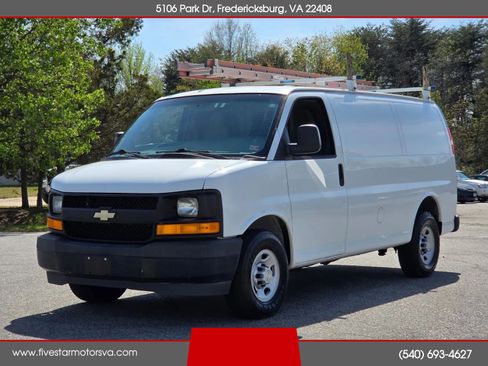 Used 2017 Chevrolet Express 2500 image 1