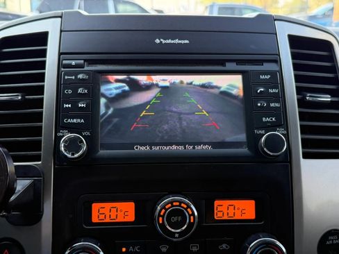 Used 2013 Nissan Frontier SL w/ Moonroof Pkg AWD/4WD image 56