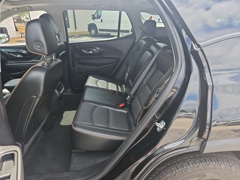 Used 2024 GMC Terrain AT4 AWD/4WD image 6