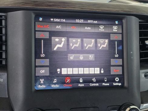 Used 2019 RAM 1500 Laramie AWD/4WD image 15