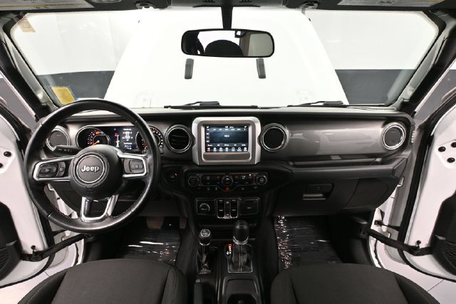 Used 2019 Jeep Wrangler Unlimited Sahara AWD/4WD image 20