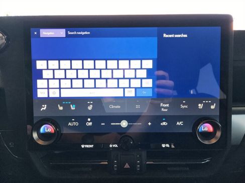 Used 2025 Lexus GX 550 w/ Accessory Package (2T) image 40