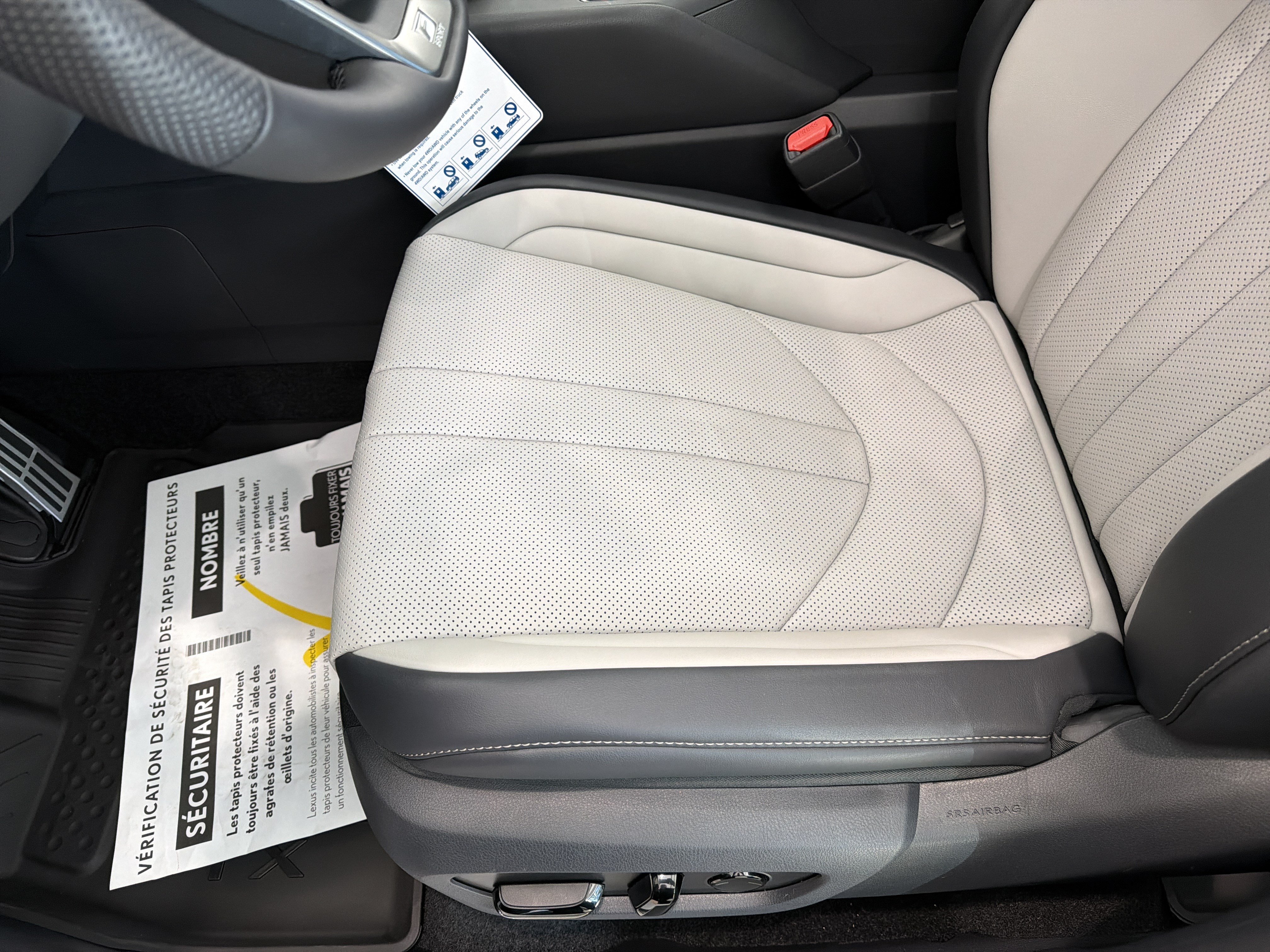 Used 2026 Lexus TX 350 AWD w/ Technology Package image 13