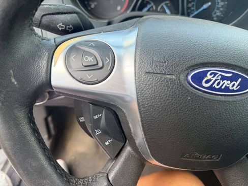 Used 2012 Ford Focus SEL FWD image 15