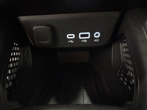 Used 2022 Chevrolet TrailBlazer LT image 22
